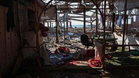 À Gaza, un missile israélien dévaste un café “plein de monde” en bord de mer