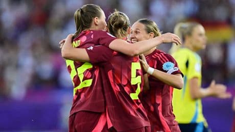 Entwicklung des Frauenfußballs - „Früher waren Häme und Ablehnung dabei “