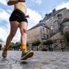 Courir à Caen : les bons réflexes pour éviter les blessures dès les premiers kilomètres