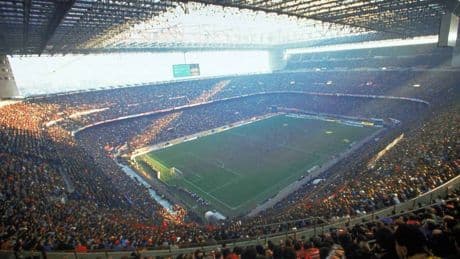 Gelosa della squadra del cuore: quando il calcio diventa un rivale in amore