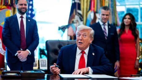 Trump amenaza con dinamitar el capitalismo liberal