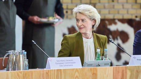 EU: Von der Leyen äußert sich erstmals zu Misstrauensvotum