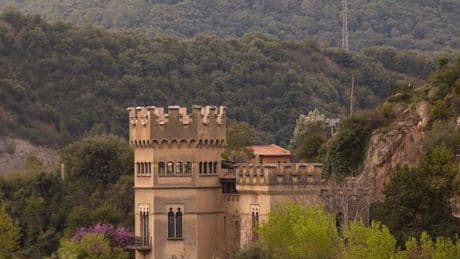 Barcelona pone a la venta uno de sus icónicos castillos: este es su precio