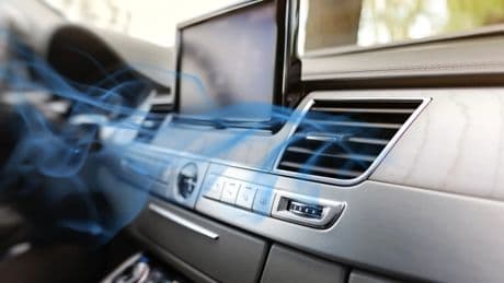 ¿Lo usas? Este accesorio puede vaciarte el depósito en verano sin que te des cuenta