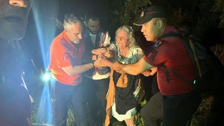 Antalya'da kayıp olarak aranan kadın, çalılıkların arasında yatarken bulundu