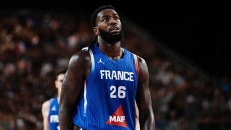 Mathias Lessort será baja para el Eurobasket con Francia; Makoundou, preseleccionado