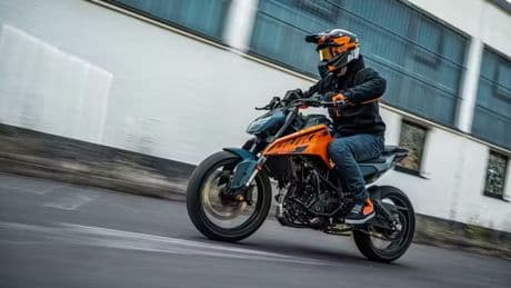 Verkehrsrecht: Mit diesem Führerschein fahren Sie Motorrad ohne Prüfung