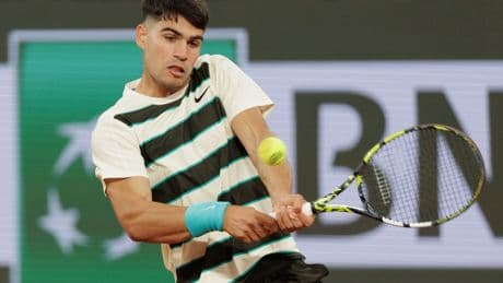 Carlos Alcaraz vs Damir Dzumhur: horario y dónde ver el partido de tercera ronda de Roland Garros 2025