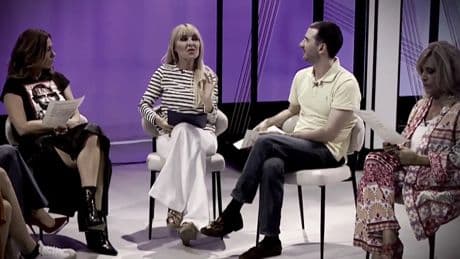 &#039;La familia de la tele&#039; se fusiona con &#039;Verano azul&#039; en &#039;Versión Cayetana&#039;, la nueva sección de Cayetana Guillén Cuervo