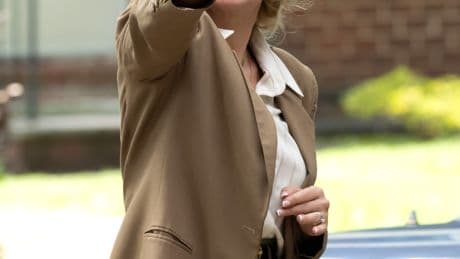 Scarlett Johansson snaps at paparazzi while on set of new movie ‘Paper Tiger’: Move ‘out of the f–king way!’