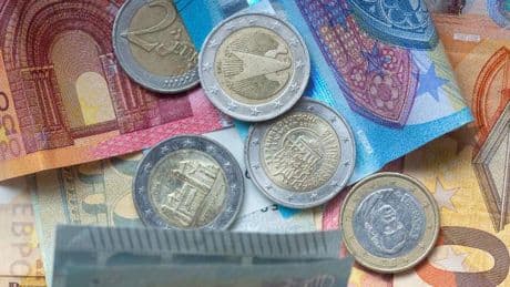 Bulgarien bekommt 2026 den Euro – EU-Kommission will Defizitverfahren gegen Österreich einleiten