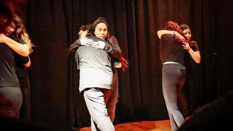 Polémica por una obra teatral que ataca el catalán en un acto del Ayuntamiento de Barcelona