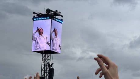 Musikfestival in der Eifel: Kraftklub spielt spontanes Konzert bei Rock am Ring