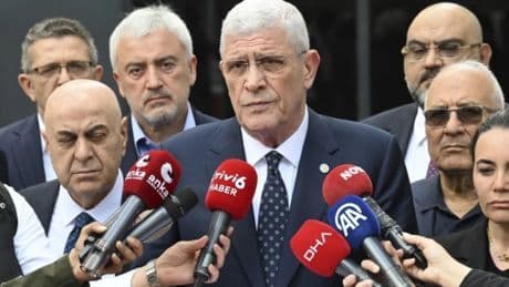 Müsavat Dervişoğlu'ndan, Alparslan Türkeş'in kabrinde yaşanan olaylara ilişkin açıklama