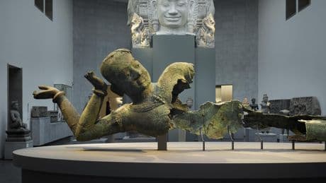 Exposition : Angkor au Musée Guimet, un trésor de métal et de pierre