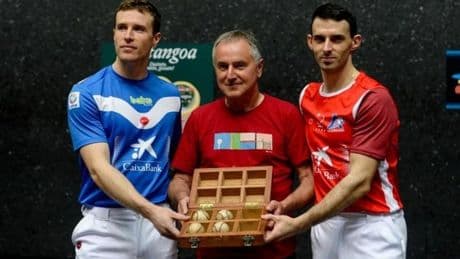 El partido previo a la final del Manomanista, en directo