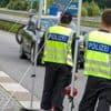 Merz will verstärkte Grenzkontrollen fortsetzen: Polizisten befürchten nach Gerichtsentscheid aber rechtliche Verfolgung