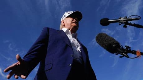 Guerre en Ukraine : Trump affirme que Poutine «est devenu complètement fou»