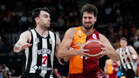 Beşiktaş'tan Galatasaray'a büyük fark: Siyah-beyazlılar yarı finalde!