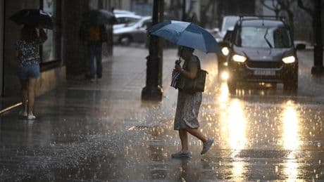 Los meteorólogos alertan de la dana que llega este viernes con tormentas extremas y granizo: "En julio no son comunes"