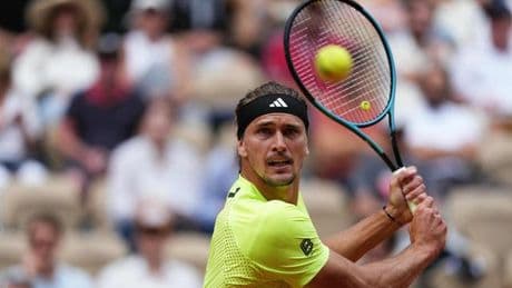 French Open: Gegner gibt auf: Zverev in Paris im Viertelfinale