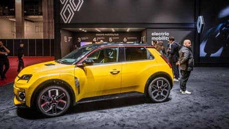 Los coches electrificados toman el salón Automobile