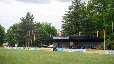 Chemie und RB im 500-Seelen-Dorf - Pokal-Dreier in Deutschbaselitz