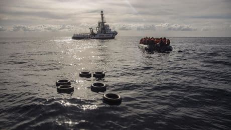 Au moins 60 migrants disparus après deux naufrages au large de la Libye