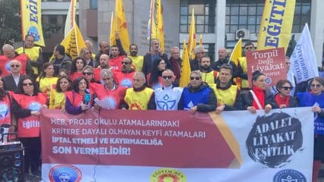 Bursa Gazi Anadolu Lisesi Mezunlar Derneği: Öğretmenlerimiz görevlerine iade edilsin