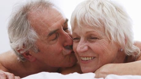 Flaute im Bett? Warum Männer ab 50 täglich den Beckenboden trainieren sollten