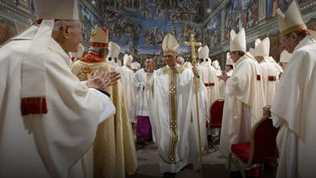 Il manifesto di Papa Leone XIV: “Chi ha un’autorità deve farsi piccolo”