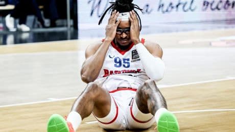 Moneke, contundente antes de finalizar su contrato: "La prioridad es el dinero. Nunca he pensado en la perspectiva de los aficionados y en su amor por el equipo"