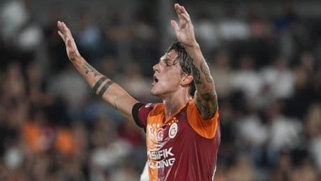 Nicolo Zaniolo'dan kafa karıştıran performans