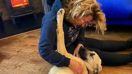 Grieving Emmerdale star wears necklace made of dead dog's chest hair