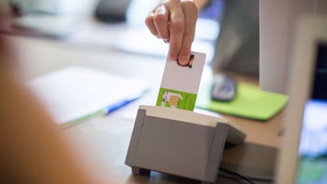 Bandagen, Spritzen, Kanülen und mehr - Darum müssen Apotheken-Kunden bald weit fahren