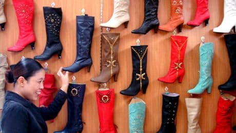 China está "evaluando" iniciar negociaciones comerciales con Estados Unidos