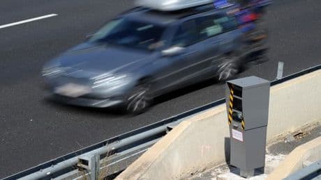 Reconnaissance des formes, siège auto: comment fonctionnent les "radars intelligents" mis en place sur le périphérique parisien?