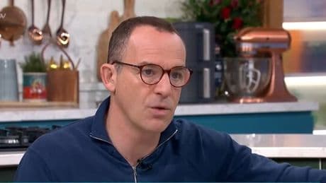 Martin Lewis tells anyone with mobile to 'send five digit free text'