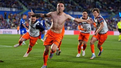 Los ocho años de peregrinación a Europa de Iago Aspas