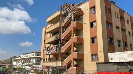 Gaza, ospedale Nasser sotto assalto: dall'assedio di febbraio 2024 fino al raid che ha ucciso 15 persone. Tutti gli attacchi alla struttura