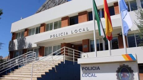 Rocía con alcohol a su novia y luego le prende fuego en Fuengirola (Málaga)