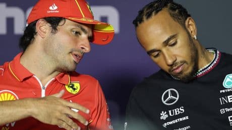 El jefe de Ferrari, sobre Hamilton: "Pensamos que lo tendría todo bajo control, pero no es como Carlos Sainz..."