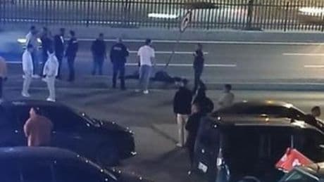 Motosiklet trafik levhasına çarptı: 2 ölü