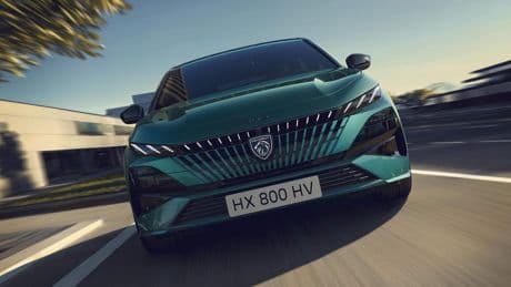 Wat Peugeot over de range van de nieuwe e-308 zegt, klopt niet