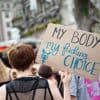 Von Körperverletzung bis Brandstiftung: Meldestelle für Antifeminismus verzeichnet mehr als 500 Fälle