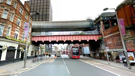 Southeastern apologies for daylight-blocking coverings on train station bridge