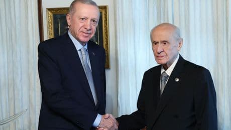 Erdoğan Bahçeli'yi konutunda ziyaret etti