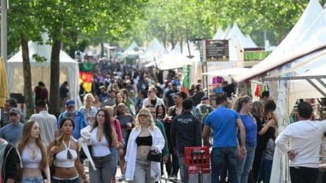 Vier Tage eine bunte Straßenparty – Karneval der Kulturen startet