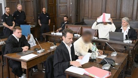 Urteil im Prozess um Raubmord von Hamburg - Mörder müssen lebenslang in Haft