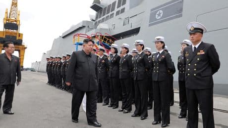Kim Jong-un exhibe músculo naval y promete aumentar el arsenal nuclear tras las pruebas militares de Seúl y Washington